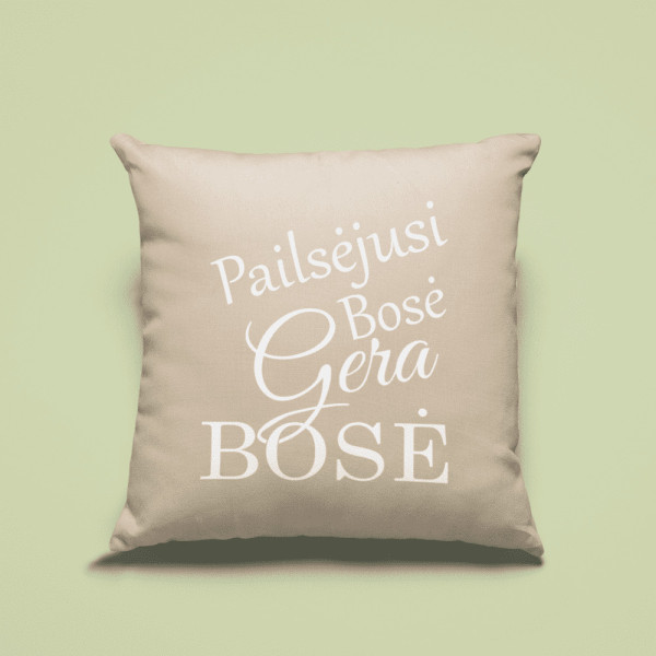 Pagalvė – "Pailsėjusi bosė- gera bosė" Pagalvė – "Pailsėjusi bosė- gera bosė"