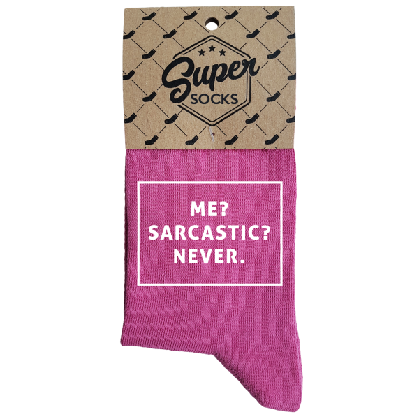Moteriškos kojinės „Me? Sarcastic? Never“ Moteriškos kojinės „Me? Sarcastic? Never“
