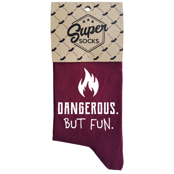 Moteriškos kojinės „Dangerous.But fun“ Moteriškos kojinės „Dangerous.But fun“