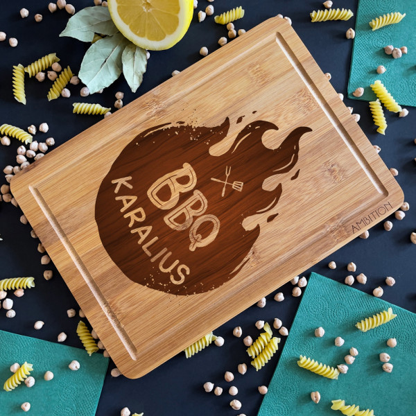 Bambukinė pjaustymo lentelė "BBQ karalius" Bambukinė pjaustymo lentelė "BBQ karalius"
