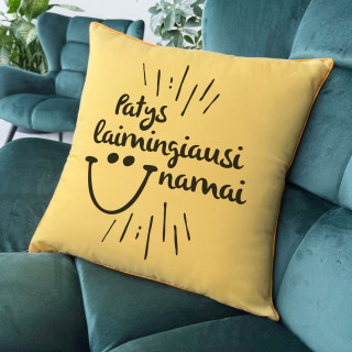 Dekoratyvinė pagalvėlė "Patys laimingiausi namai"