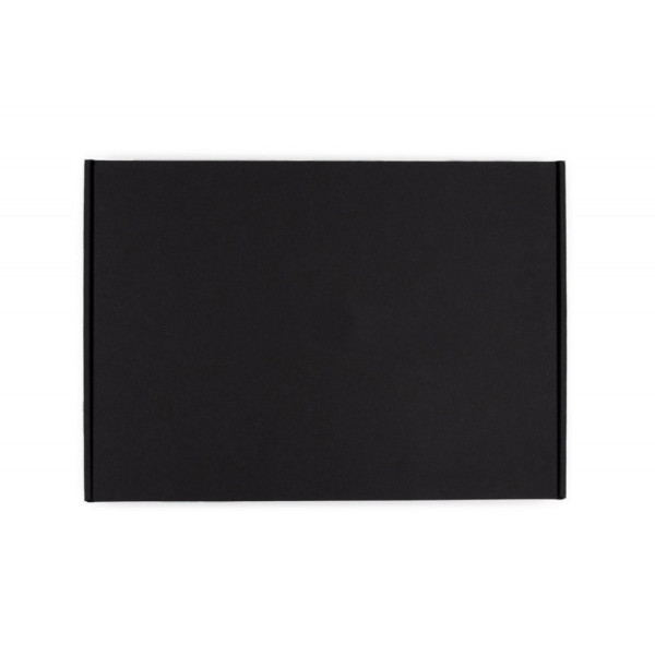 Dovanų dėžutė marškinėliams, juoda 328x240x47mm Dovanų dėžutė marškinėliams, juoda 328x240x47mm
