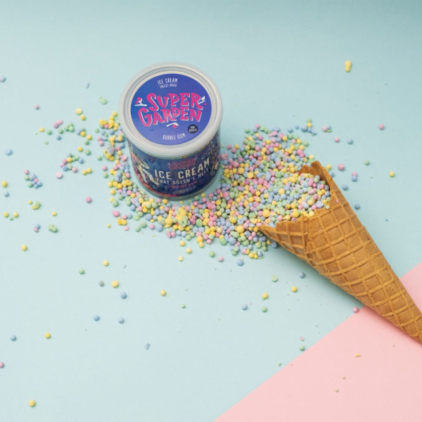 SUPER GARDEN šaltyje džiovinti kramtomosios gumos skonio mini ledų rutuliukai, 60g