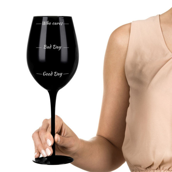Gigantiška juoda vyno taurė "Who cares" (750ml)