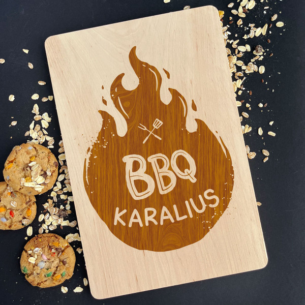 Graviruota medinė pjaustymo lentelė "BBQ karalius"