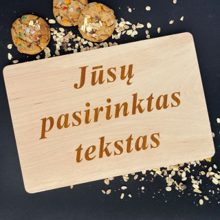 Graviruota medinė pjaustymo lentelė su Jūsų pasirinktu tekstu