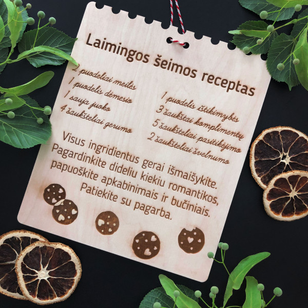 Graviruota medinė lentelė "Laimingos šeimos receptas" Graviruota medinė lentelė "Laimingos šeimos receptas"