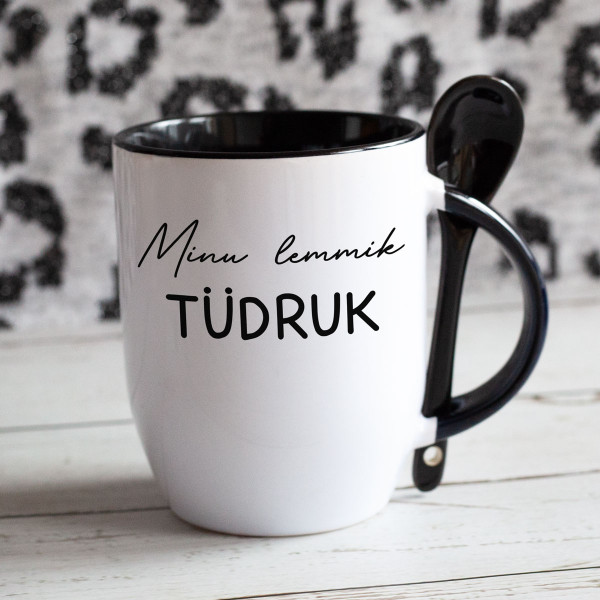 Puodelis su šaukšteliu "Mylimiausia mergina" Puodelis su šaukšteliu "Mylimiausia mergina"