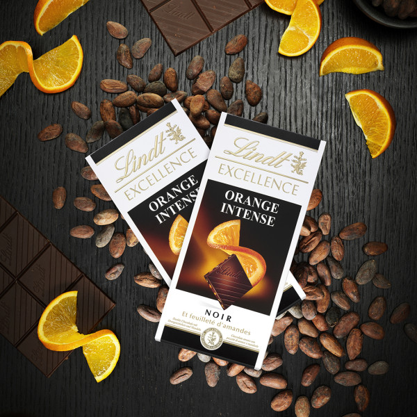"LINDT EXCELLENCE" juodasis šokoladas su apelsinais, 100 g "LINDT EXCELLENCE" juodasis šokoladas su apelsinais, 100 g