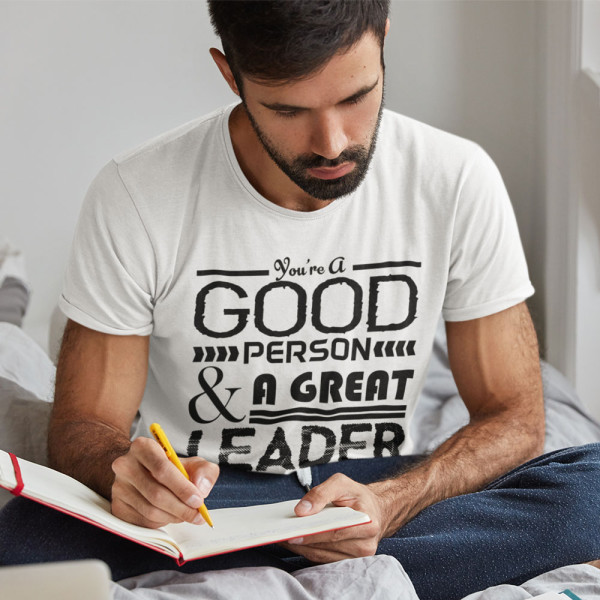 Marškinėliai "A Great Leader"