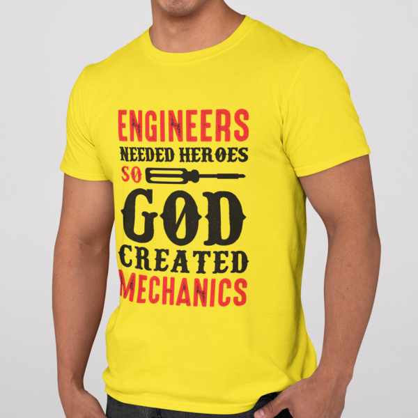 Marškinėliai "God created mechanics"