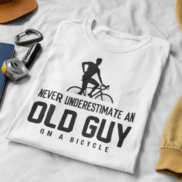 Marškinėliai "Never underestimate"