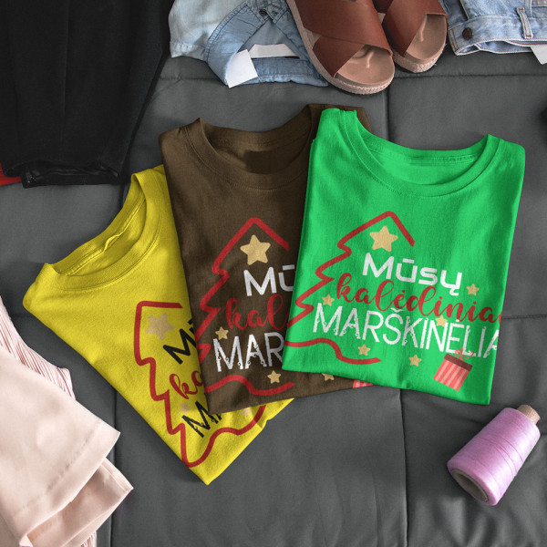 Marškinėlių komplektas "Mūsų kalėdiniai marškinėliai" Marškinėlių komplektas "Mūsų kalėdiniai marškinėliai"