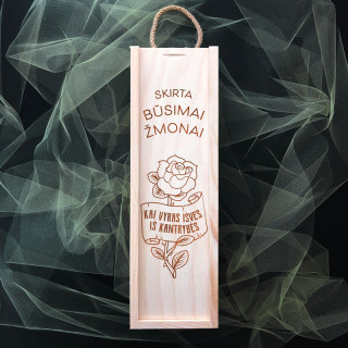 Medinė butelio dėžė "Būsimai žmonai"