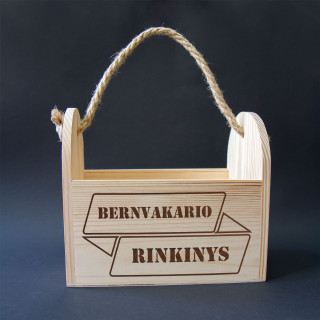 Medinė butelių dėžė su virve "Bernvakario rinkinys"