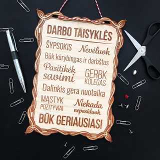 Graviruota medinė lentelė "Darbo taisyklės"