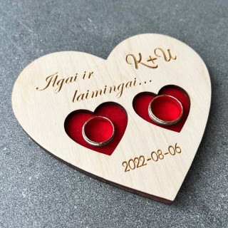 Medinis graviruotas padėkliukas vestuviniams žiedams "Ilgai ir laimingai..."