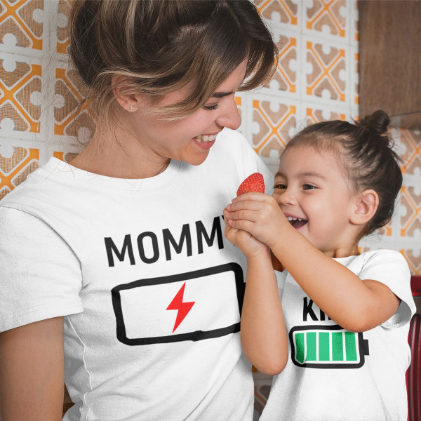 Moteriški marškinėliai "Baterija - Mommy" Moteriški marškinėliai "Baterija - Mommy"