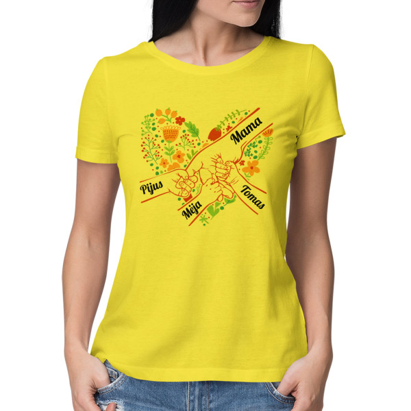 Moteriški marškinėliai "Mamos širdis" su pasirinktais vaikų vardais