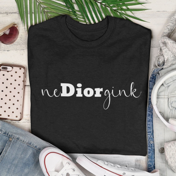 Moteriški marškinėliai "Nediorgink"
