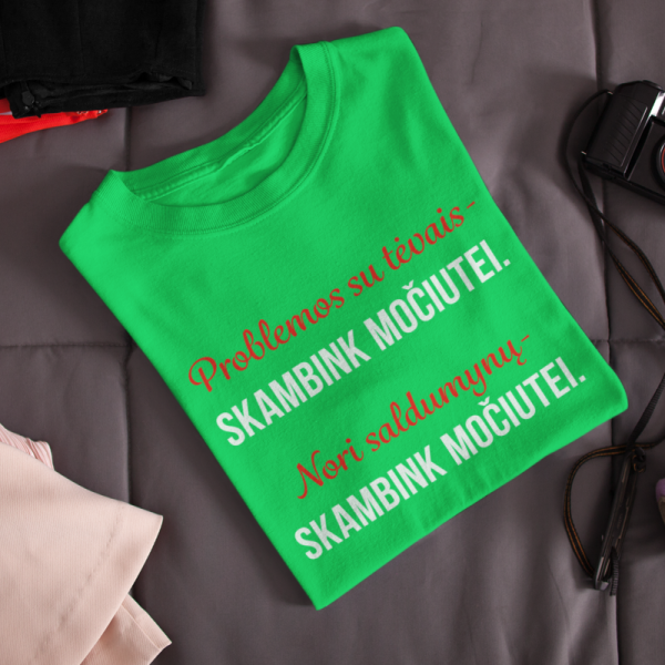 Moteriški marškinėliai "Skambink močiutei" Moteriški marškinėliai "Skambink močiutei"