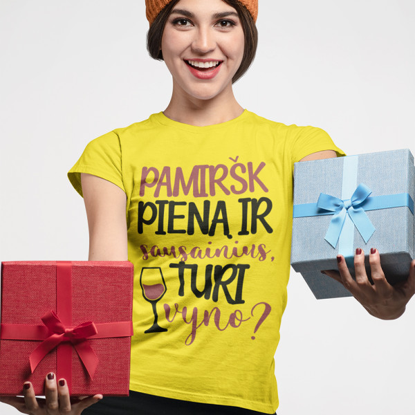 Moteriški marškinėliai "Turi vyno?" Moteriški marškinėliai "Turi vyno?"