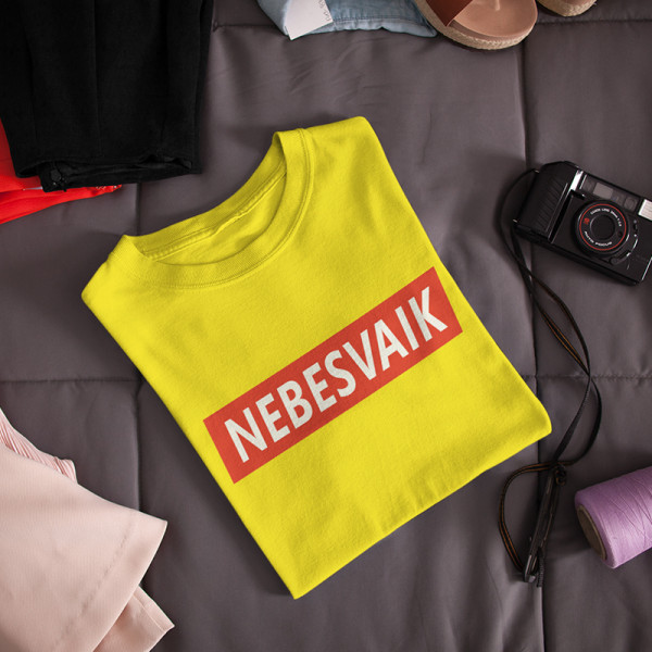 Moteriški marškinėliai „Nebesvaik“ Moteriški marškinėliai „Nebesvaik“