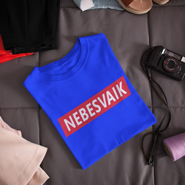 Moteriški marškinėliai „Nebesvaik“ Moteriški marškinėliai „Nebesvaik“