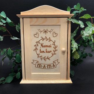 Medinė raktų dėžutė "Namai ten, kur MAMA"