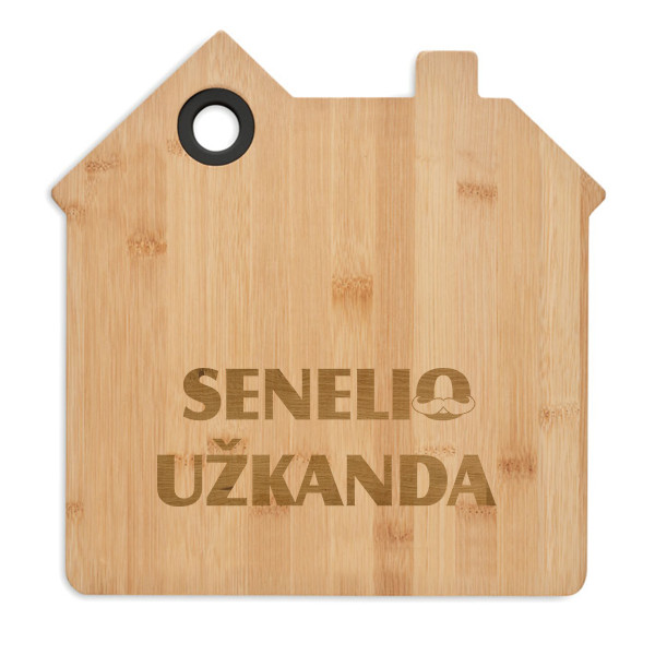Namelio formos bambukinė pjaustymo lentelė "Senelio užkanda" Namelio formos bambukinė pjaustymo lentelė "Senelio užkanda"