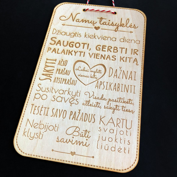 Graviruota medinė lentelė "Namų taisyklės" Graviruota medinė lentelė "Namų taisyklės"