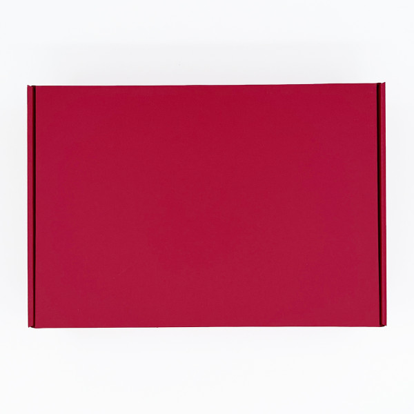 Premium dovanų dėžutė, tamsiai raudona 305x215x85mm Premium dovanų dėžutė, tamsiai raudona 305x215x85mm