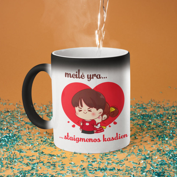 Puodelis "Meilė yra - staigmenos kasdien" Puodelis "Meilė yra - staigmenos kasdien"