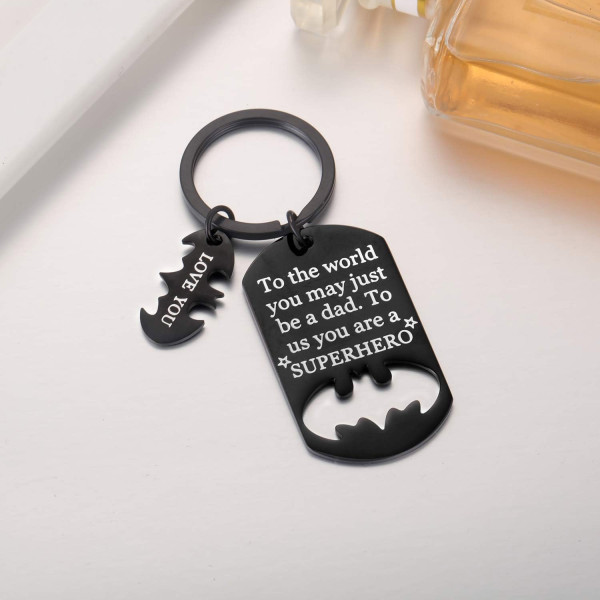 Metalinis raktų pakabukas "Superhero DAD" Metalinis raktų pakabukas "Superhero DAD"
