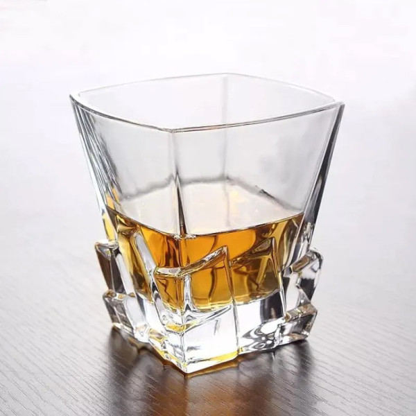 Viskio taurė "ELIXIR" Viskio taurė "ELIXIR"